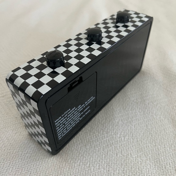 Vans Black and White Checkered Clock - Picture 4 of 6